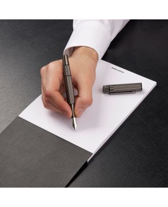 Hugo Boss Gear Black Vulpen