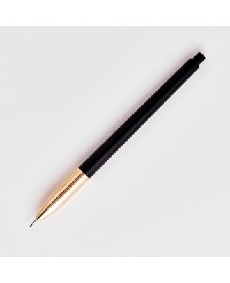 Tom's Studio Vulpotlood Black