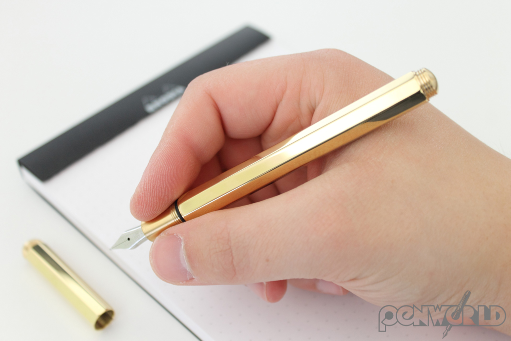 Kaweco Special Brass in hand